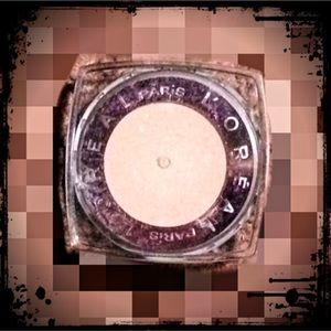 L'Oreal Makeup - L'ORÉAL Infallible EyeShadow. Endless Pearl L'Oreal Makeup - L'ORÉAL Infallible EyeShadow. Endless Pearl
