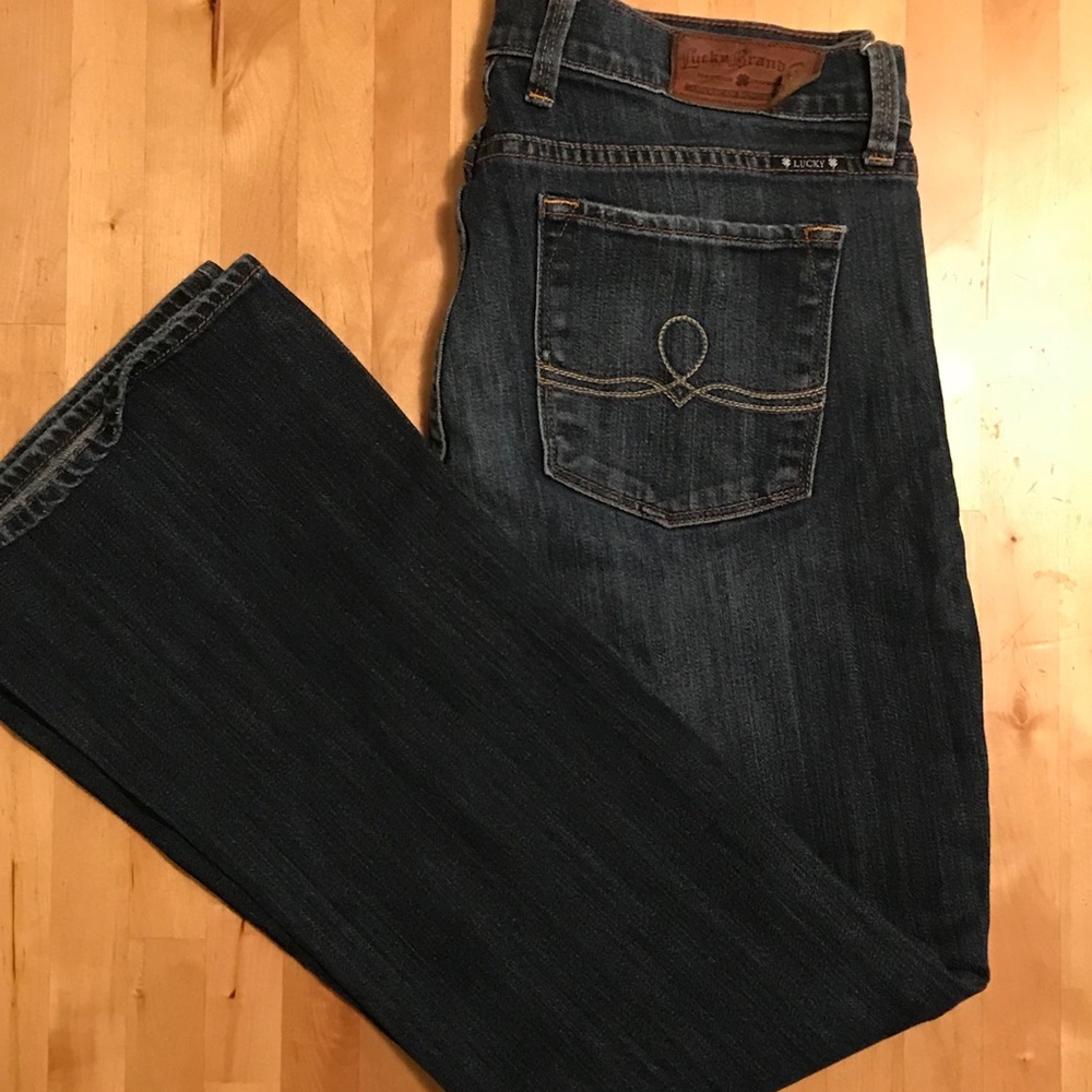 🛍 Lucky Brand Jeans