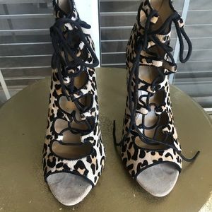 Zara lace up leopard