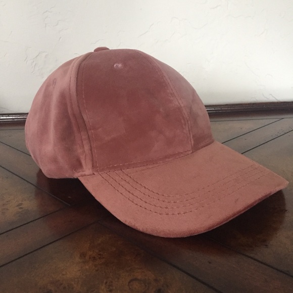 Rose velvet cap - Picture 3 of 5