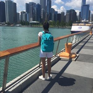 Meet your Posher, Isabelle