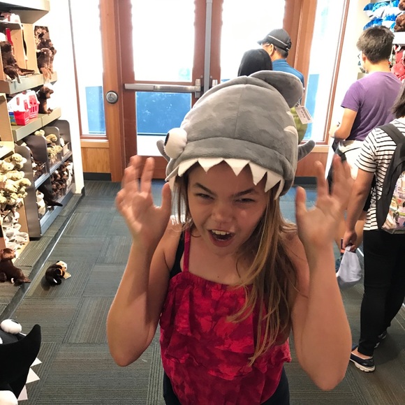 Meet your Posher - John, Claire and Kendall - Picture 2 of 2