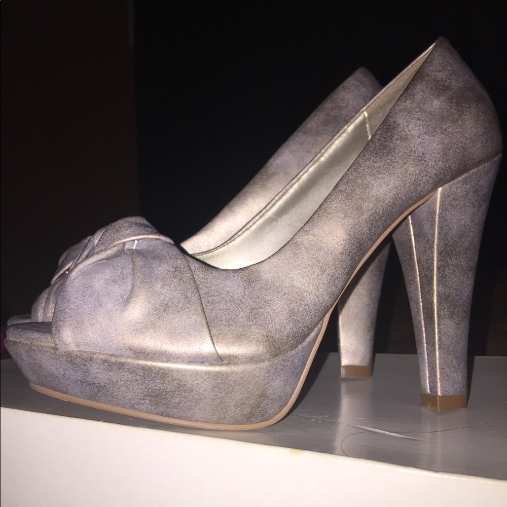 “Unlisted brand heels”
