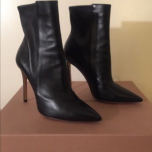 Gianvito Rossi Black Stretch Bootie