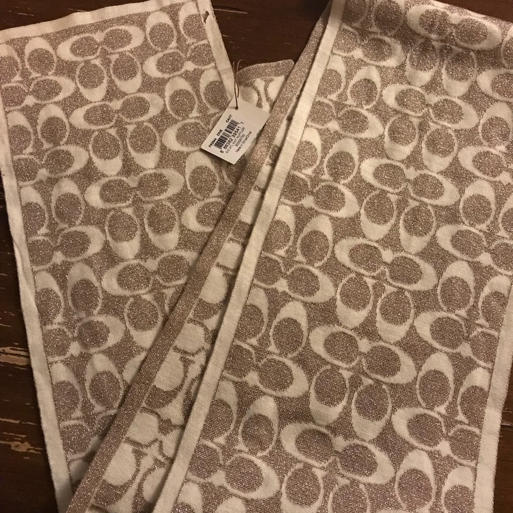 Coach scarf