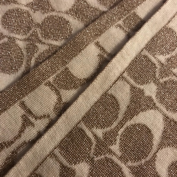 Coach scarf - Picture 2 of 2