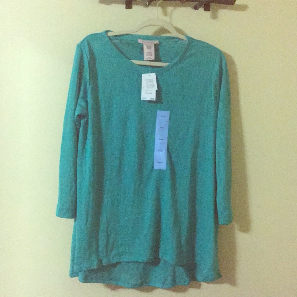 Hi lo pull over never worn