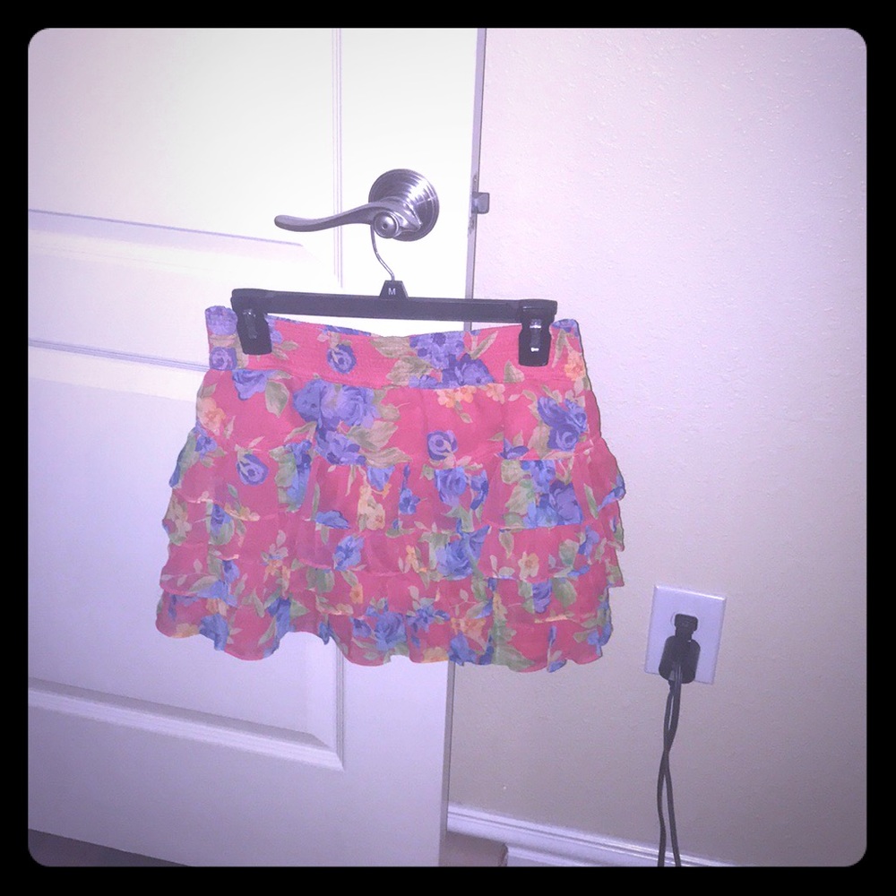 Floral ruffled skirt.