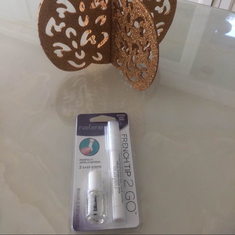 On the go French Manicure!