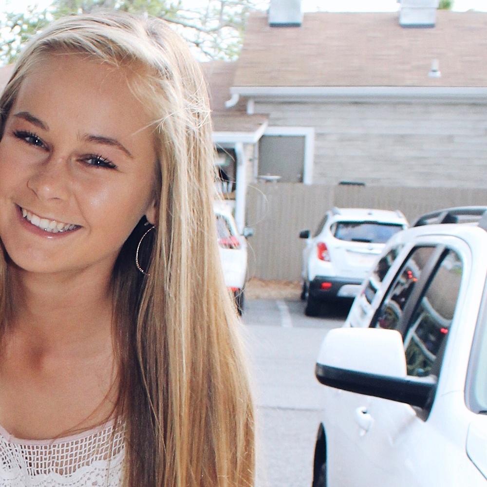 Meet your Posher, Lauren