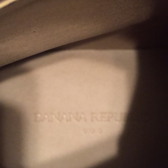 Banana Republic Chukka Boots Brand new
