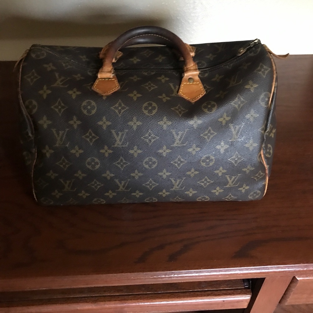 ❤️🎁Authentic Louis Vuitton Speedy 35❤️🎁