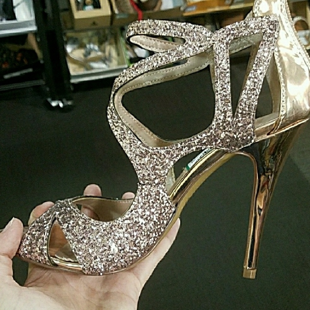 Pink glitter/rose gold heels