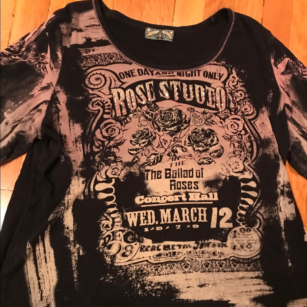 Woman’s Vanilla Sugar top size M