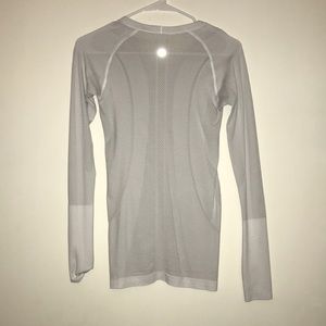 LuLu Lemon longsleeve