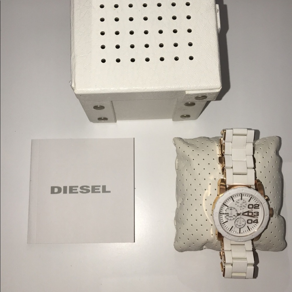 SOLD 🙅🏻‍♀️ Authentic Diesel Watch