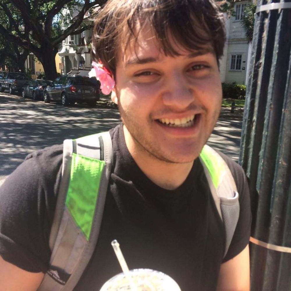 Meet your Posher, Alex