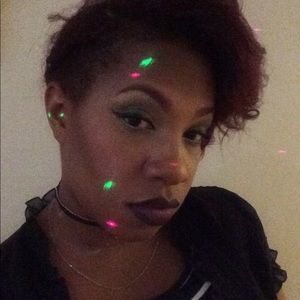 Meet your Posher, Janee