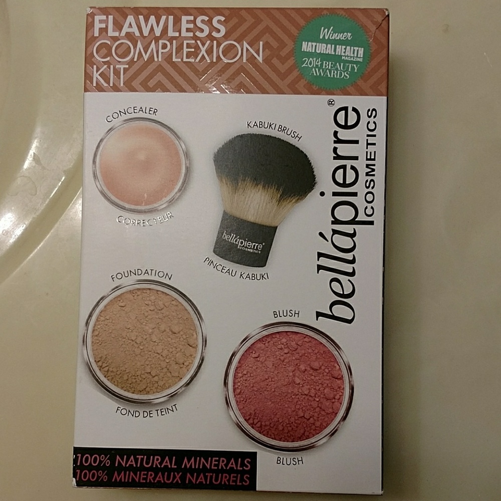Flawless complexion kit