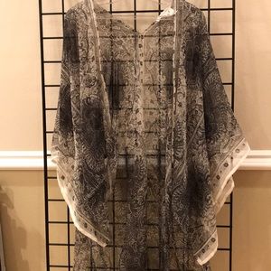 BCBG Shawl