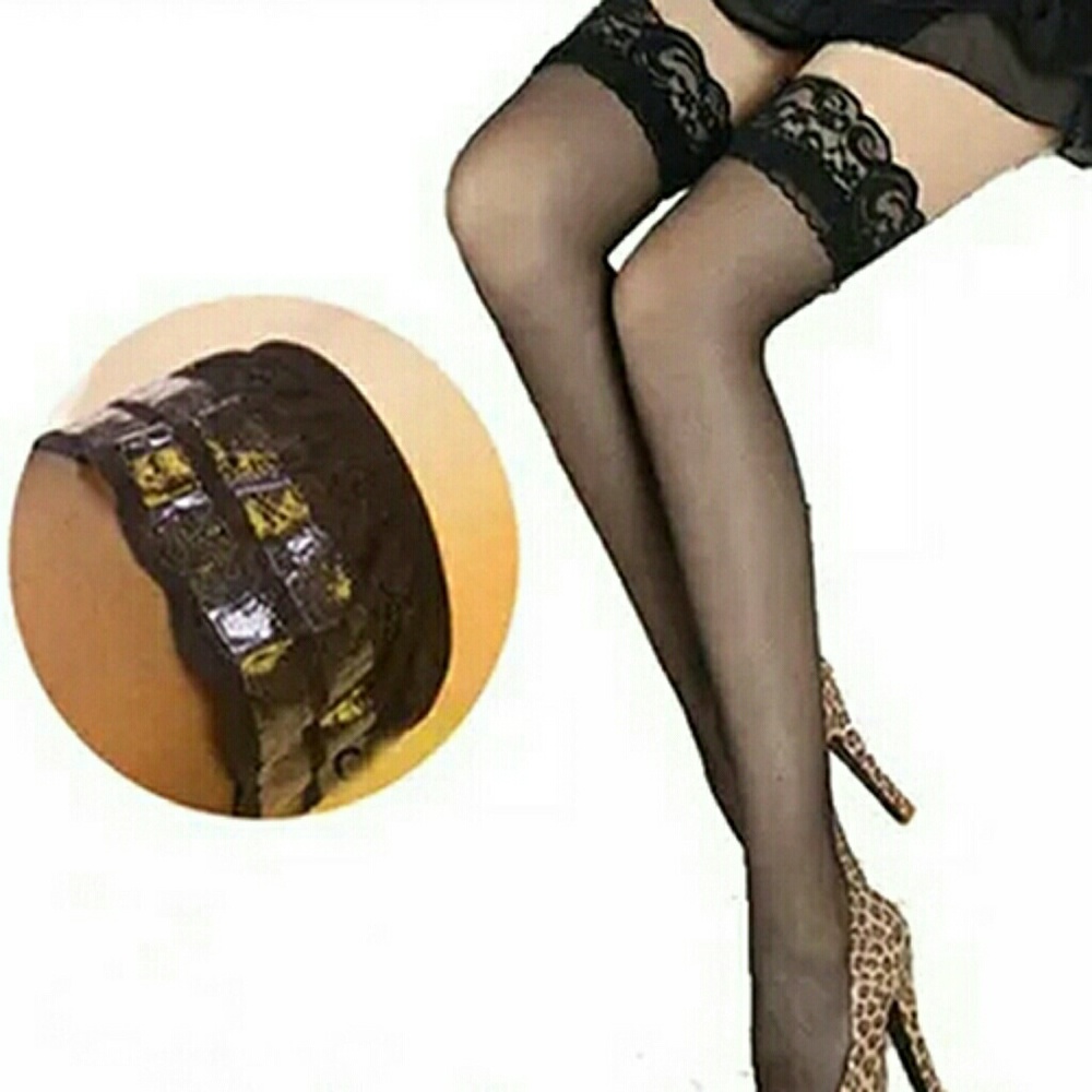 🆕Black Lace Top Thigh High w/Silicone Band Under