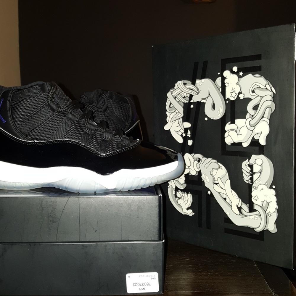 AIR JORDAN 11 RETRO "SPACE JAM"