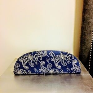 Gorgeous and stylish purse