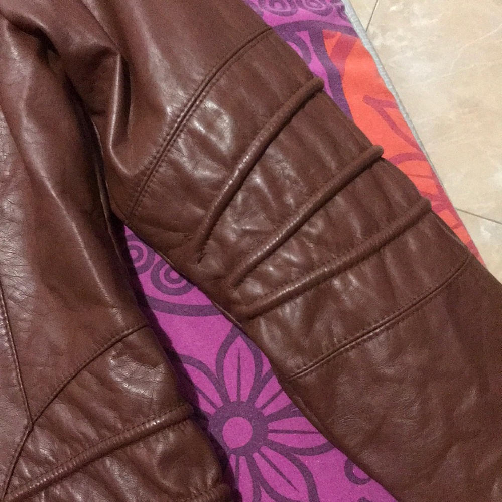 Brown jacket - Picture 3 of 4