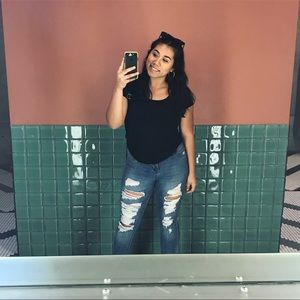 Meet your Posher, Betsabé