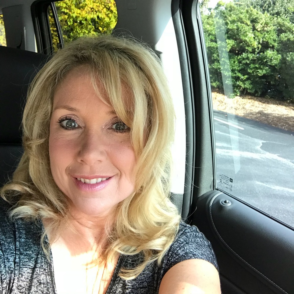 Meet your Posher, Stacy