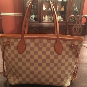 Louis Vuitton Neverfull