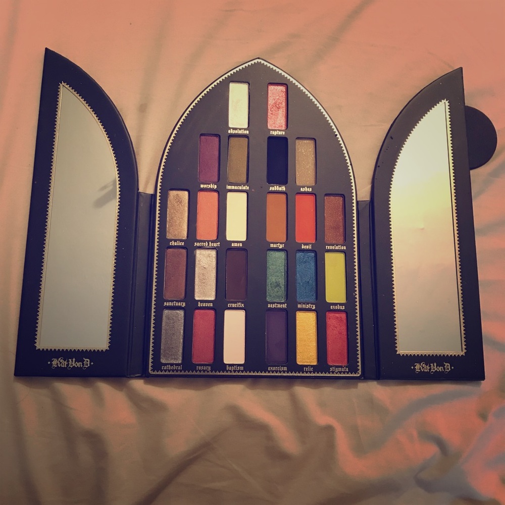 Kat Von D Saint and Sinner Palette