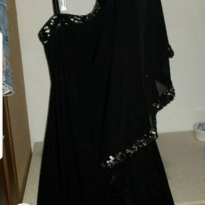 One shoulder LBD with sequin