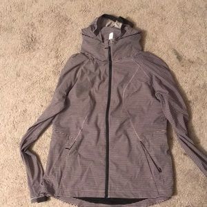 Light wind breaker Lulu lemon