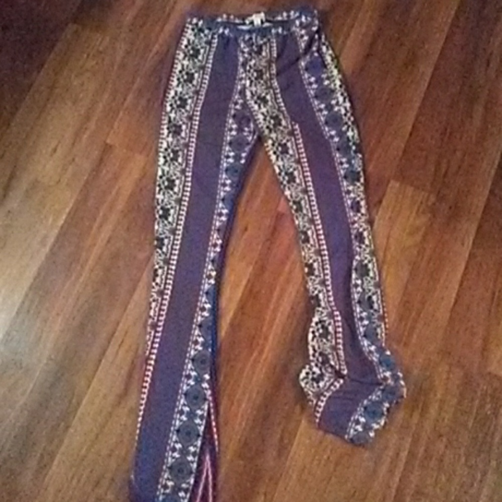 About a girl flare pants size XS