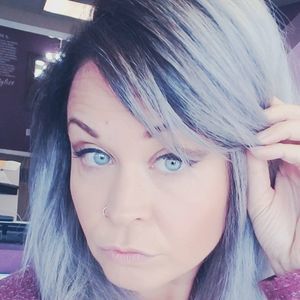 Meet your Posher, Christal