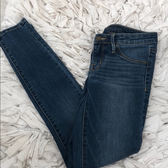 Mid-Rise jeans - Picture 1 of 1
