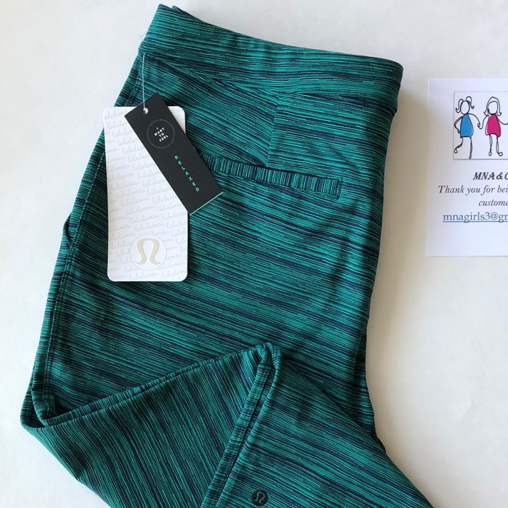 NWT Jet Crop Slim SZ6