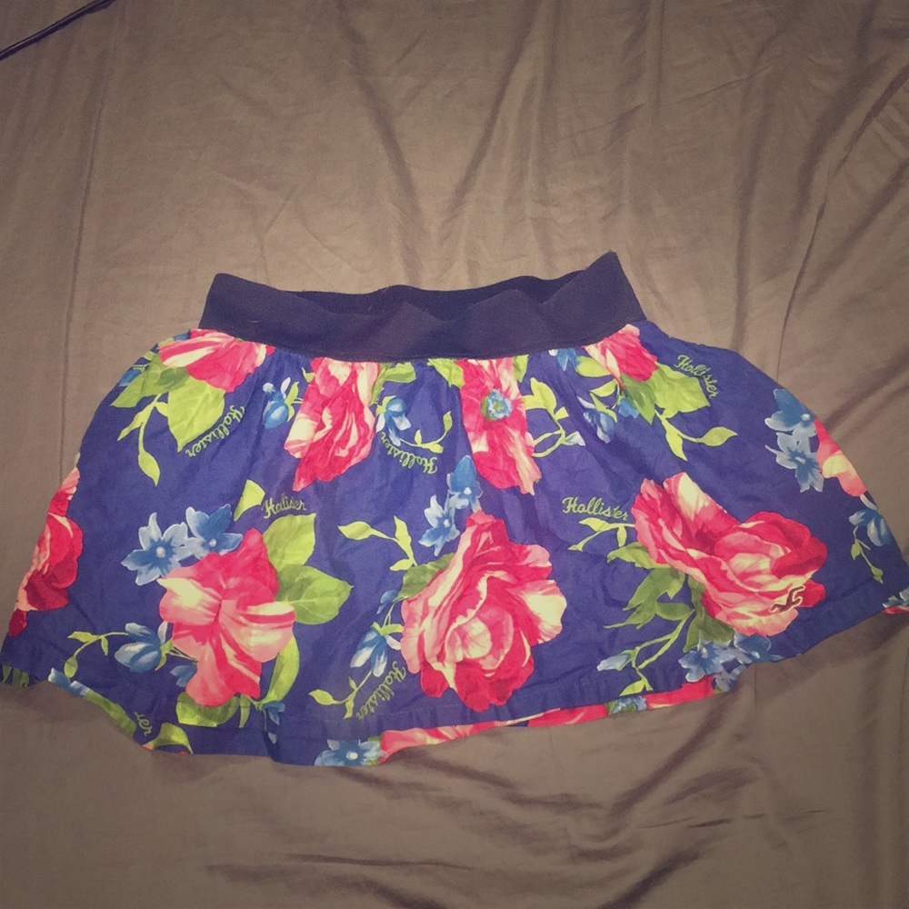 Hollister Skirt