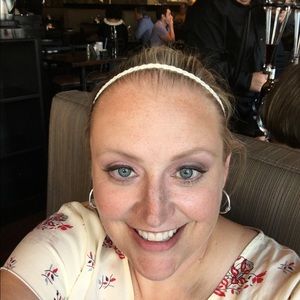 Meet your Posher, Tara