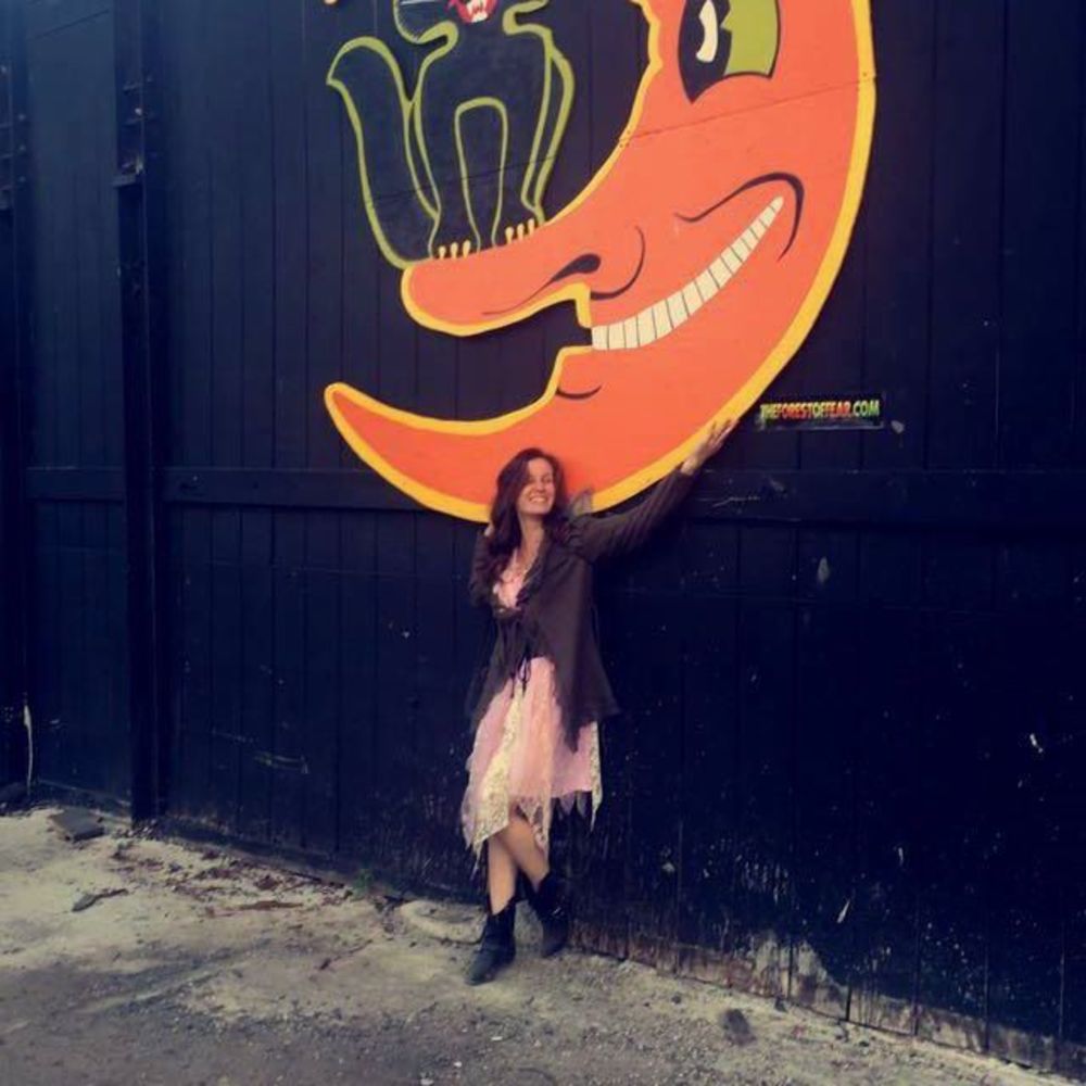 Meet your Posher, Danielle