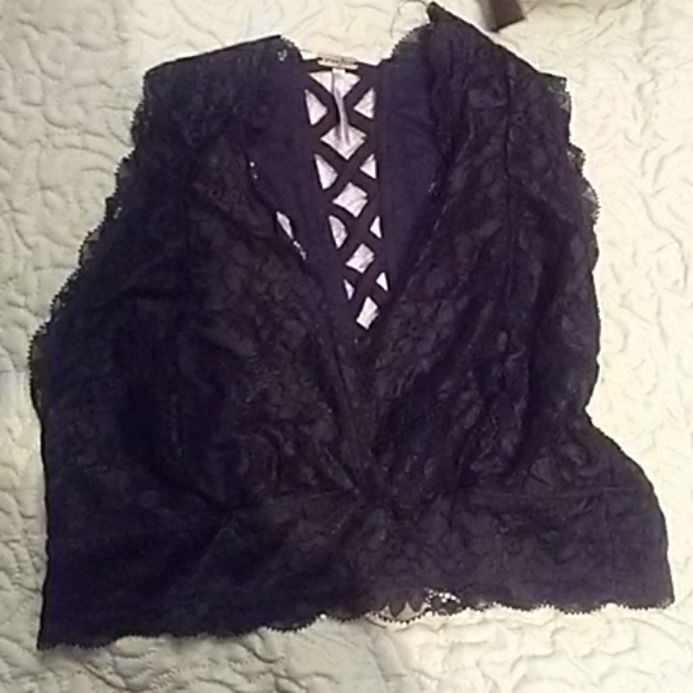 Poof black bralet size S