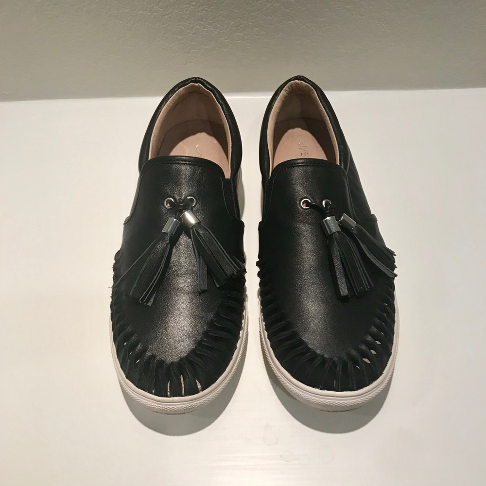 J SLIDES CHEYENNE BLACK LEATHER SLIP ON SNEAKERS