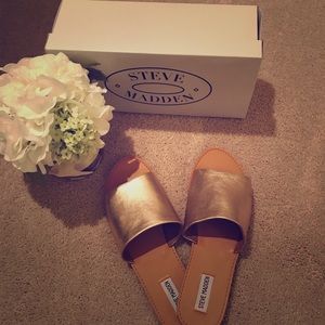 Steve Madden Rose Gold Grace Flat