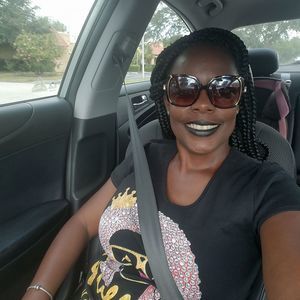 Meet your Posher, Latrina