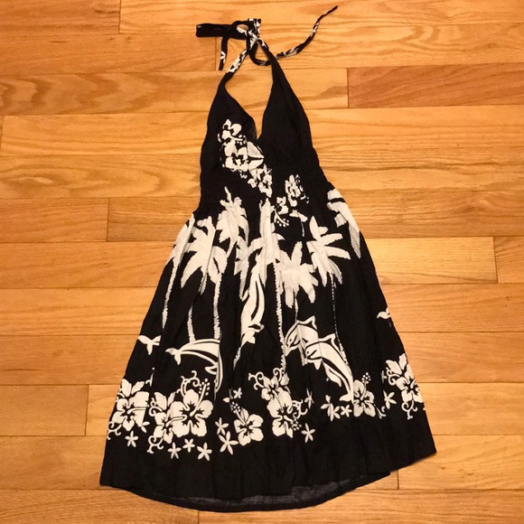 Dresses & Skirts - Tropical Black and White Halter Dress NWT