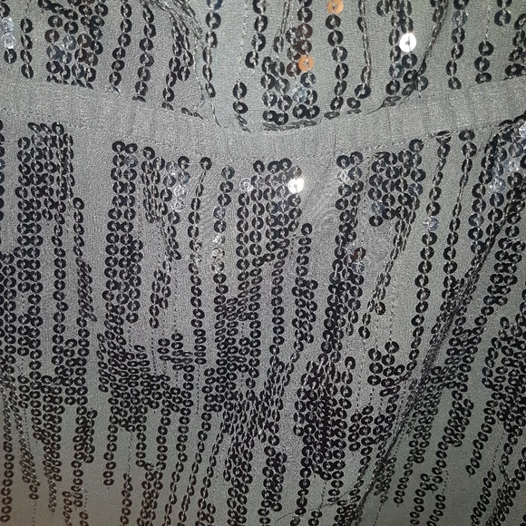 SIZE 18/20 Little  Black  Dress - Picture 2 of 2