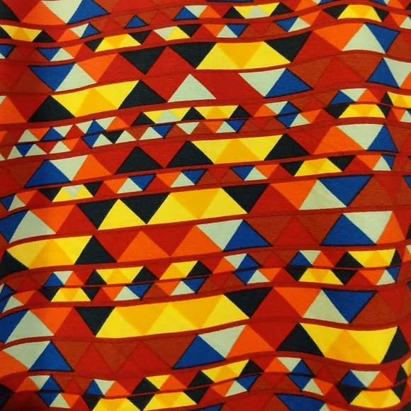 🆕 LuLaRoe Irma - Picture 2 of 4