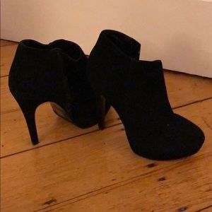 Aldo black booties