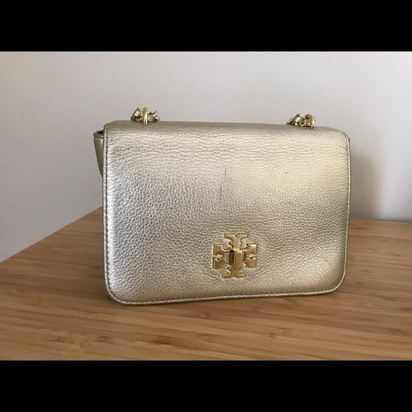 Metallic Leather Adjustable Shoulder Bag - Picture 4 of 4